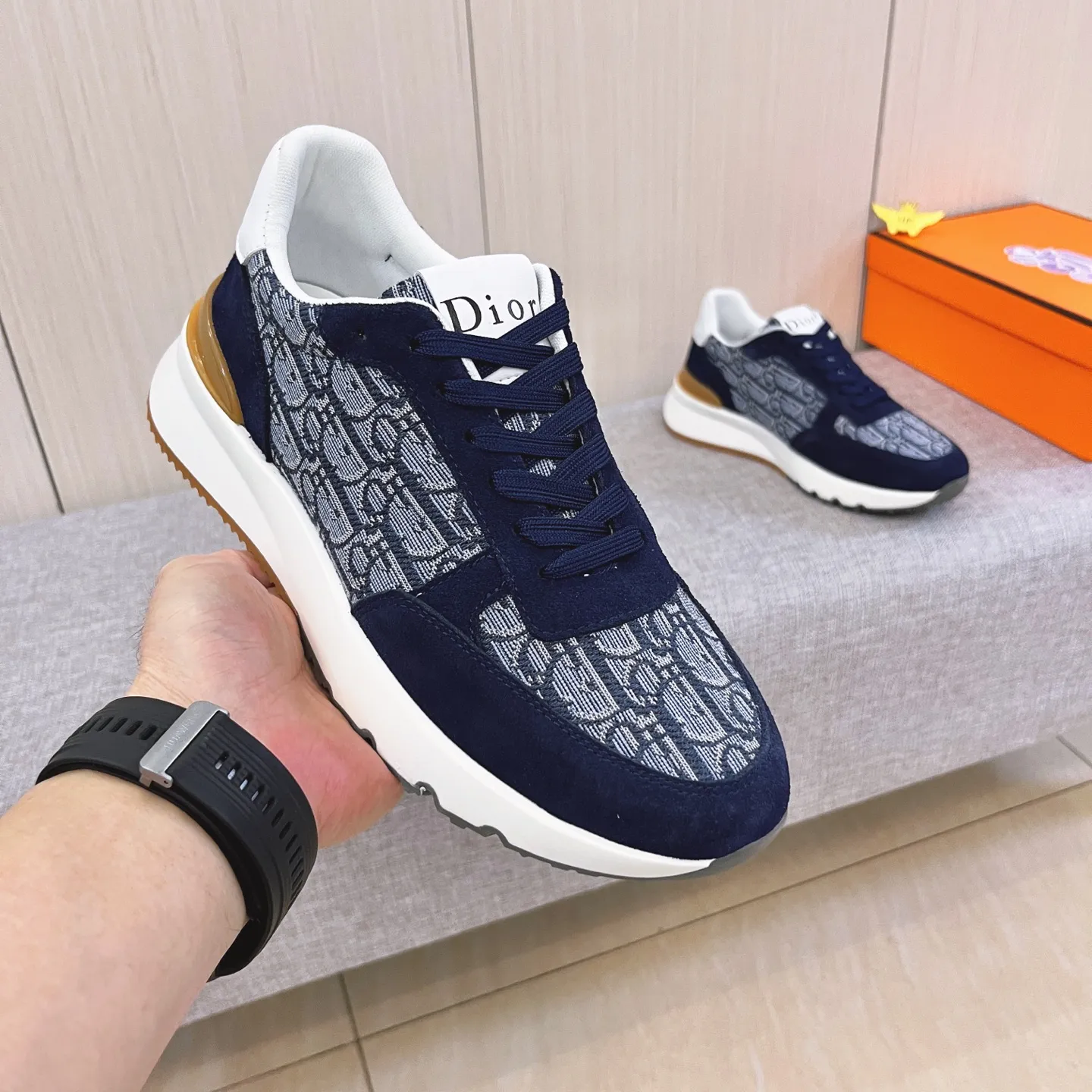 🚘🚘Factory batch 460 men's shoes💰[Dior]🔥Men's high-end brand of shoes official website 1:1 latest masterpiece: the upper is made of Italian imported first-layer cowhide with a comfortable and breathable lining➕original non-slip and wear-resistant outsole🔥, making walking more convenient and comfortable! An exclusive new model, a stunning work, a beautiful 1:1 replica [color] compared to the official quality! Create a fashionable personality to set off your uniqueness! A must-have for trendy men! Classic🔥Size: 38-44 Color: 🔥Multiple colors available🔥.